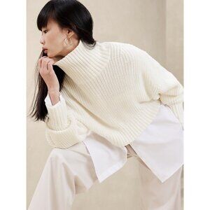 Banana Republic Women's Janie Cropped Sweater White Cream Chunky Cotton Small